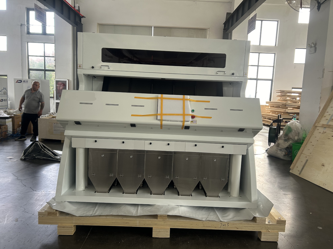 1.5 - 3 T / H المكسرات تصنيف اللون مع مستشعر كاميرا توشيبا والضوء LED